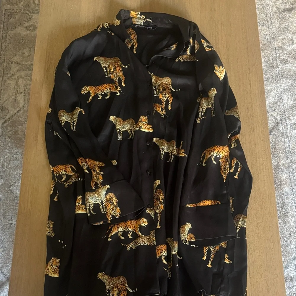 Zara Black Dress with Tiger Pattern - Picture 5 of 9